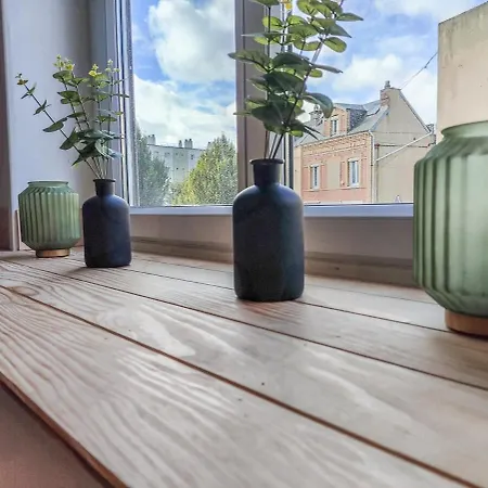 Le Tribord ~ Douillet ~ Atypique